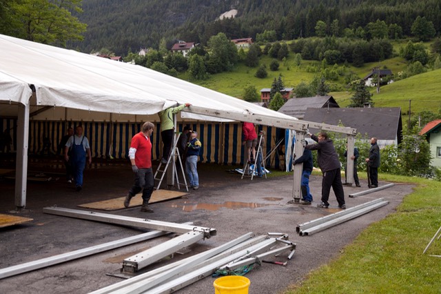 220BKB_Zeltaufbau_120612_54