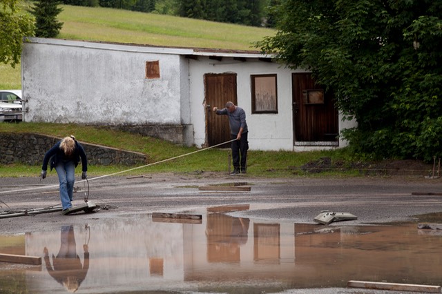 220BKB_Zeltaufbau_120612