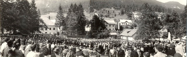 c27.Festzug in Bleiberg,das Monsterkonzert auf dem Lawinenplatz,Dirigent Mathias Glatschnig