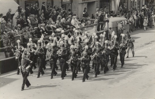 e2.16.Kärntner Sängerbundesfest in Villach am 2.juni.1957,Festzug durch die Stadt